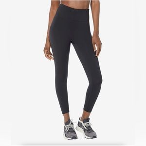Girlfriend Collective Compression Leggings size Med 20% recycled Material